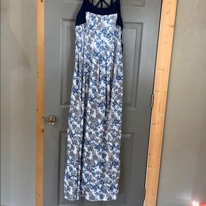 Women’s floral maxi dress
